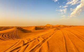 Картинка следы, песок, Дубаи, Dubai, облака, пустыня, desert