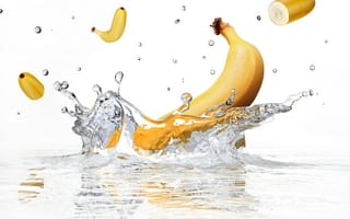 Картинка белый фон, water, вода, sprays, банан, white, banana, брызги