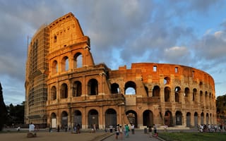 Картинка Рим, Колизей, архитектура, люди, небо, облака, Италия