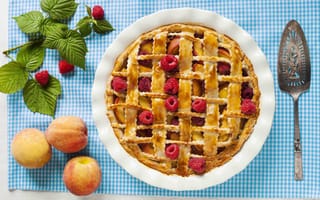Картинка пирог, ягоды, еда, яблоки, десерт, персики, листья, малина, посуда, фрукты