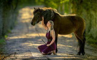 Картинка девушка, конь, настроение, дорога