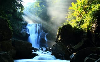 Картинка природа, река, свет, пар, водопад, камни