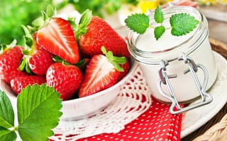 Картинка strawberry, ягодки, йогурт, клубника, yogurt, десерт, mint, berries