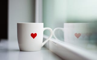 Картинка макро, утро, стекло, окно, сердце, кружка, кофе, чай