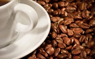 Обои Coffee, coffee beans, блюдце, кофейные, зёрна, чашка, бобы, saucer, кофе, cup