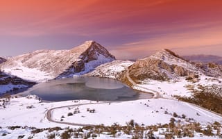 Картинка Испания, вечер, Enol lake, провинция, Picos de Europa National Park, горы, Астурия, зима, озеро