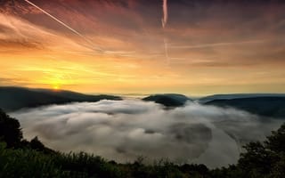 Картинка закат, небо, горы, туман