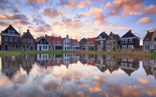 Картинка Нидерланды, Январь, облака, небо, дома, вода, отражения, поселок, зима