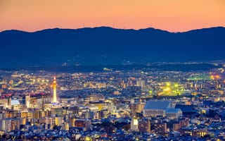Картинка Япония, пейзаж, огни, Kyoto, ночь, панорама, дома, горы