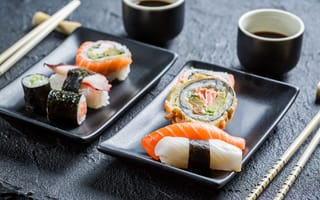 Картинка суши, роллы, японская кухня, соевый соус, палочки