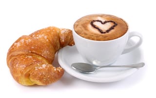 Картинка coffee, croissant, круассан, кофе, завтрак, сердце, love, cup, heart