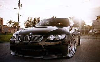 Картинка BMW, black, M3, чёрный, солнце, бмв, отражение, блик