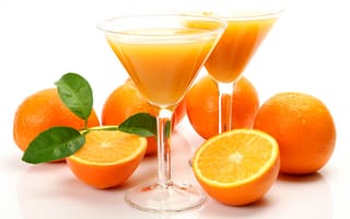 Картинка апельсины, сок, фрукты, бокалы, напиток, белый фон, оранжевые, половинки, листочки