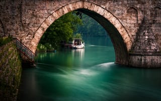 Картинка река, мост, лодка, природа