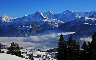Картинка Швейцария, деревья, снег, горы, вид сверху, Beatenberg, зима, ущелье, домики, облака