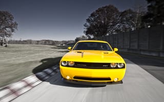 Обои Dodge, тачки, 2011, SRT8, додж, cars, авто, Challenger, auto, дорога, скорость