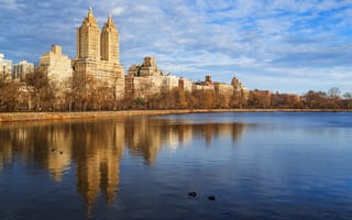 Картинка Нью-Йорк, центральный парк, США, пруд, небо, дома, пейзаж