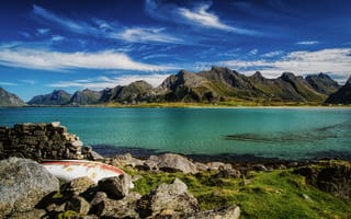 Картинка Норвегия, горы, камни, Лофотенские острова, Lofoten, побережье, море, лодка