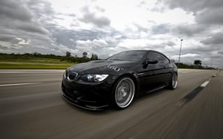 Обои BMW, скорость, шоссе, небо, бмв, чёрный, M3, black