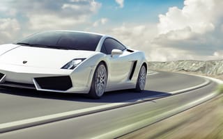 Обои Lamborghini, размытость, white, ламборгини, ламборджини, Gallardo, белая, галлардо, передняя часть, облака, небо, скорость, пейзаж, LP570-4
