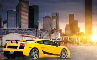 Картинка Lamborghini, город, суперлегера, блик, yellow, небоскрёбы, ламборджини, Gallardo, ламборгини, жёлтая, галлардо, rear, Superleggera