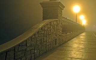 Картинка город, туман, мост, ночь, bridge in mist and lights