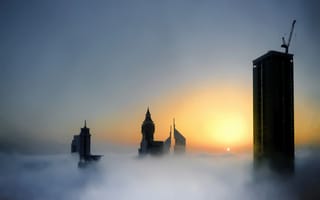 Картинка высота, туман, облака, небоскребы, восход, здания, Dubai