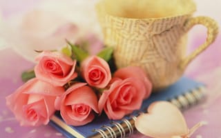 Обои блокнот, сердце, чашка, цветы, букет, Розы