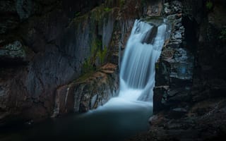 Картинка водопад, брызги, скалы