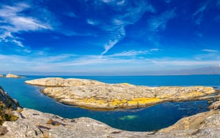 Картинка скалы, море, облака