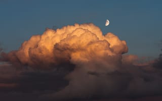 Картинка луна, облака, вечер
