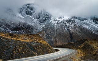 Картинка горы, туман, дорога