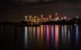 Картинка ночной город, огни, отражение