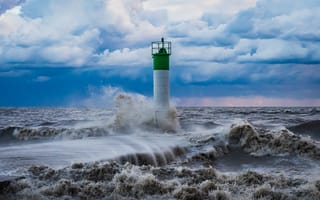 Картинка маяк, море, шторм