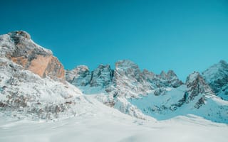 Картинка скалы, снег, зима