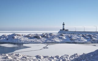 Картинка маяк, берег, снег