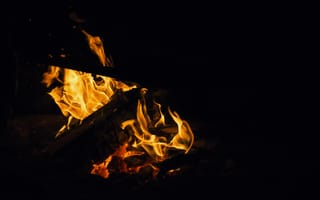 Картинка дрова, пламя