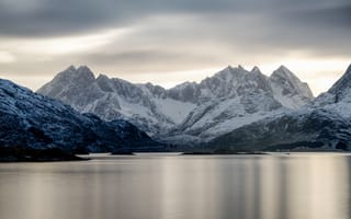 Картинка горы, снег, озеро