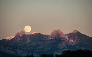 Картинка горы, луна, 5к, Франция, живописный, 8k