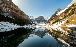 Картинка озеро альпзее, швейцарские альпы, дневное время, горный хребет, отражение, зима, Швейцария, озеро, 5к