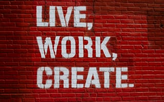 Картинка жить, работа, красный, вдохновляющие цитаты, кирпичная стена, создавать, мотивационный
