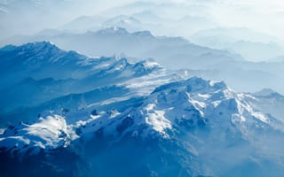 Картинка Альпы Швейцарии, заснеженный, ледник, антенна, горы, Швейцария, горная вершина, туман