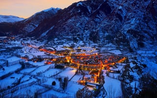 Картинка испанская деревня, Бенаск, 5к, город, 8k, зима, ночь, горы, Пиренеи, заснеженный