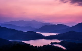 Картинка горный хребет, розовое небо, 5к, озера, сумерки, закат, пейзаж, 8k
