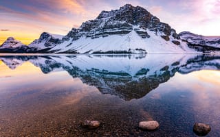Картинка Боу-Лейк, воронья гора, ледниковые горы, заснеженный, отражение, Канада, 5к, вечернее небо, горный хребет, вершина, пейзаж, национальный парк банф, канадские скалистые горы