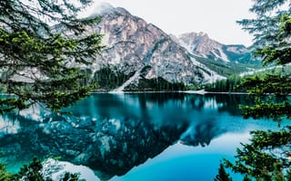 Картинка горное озеро, отражение, 5к, пейзаж, голубая вода