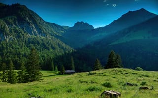 Картинка Баварские Альпы, горы, сельская местность, Солнечный день, голубое небо, дом, Германия, пейзаж