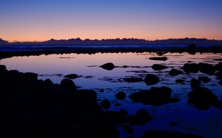 Картинка Северное море, закат, горные породы, водное пространство, морской пейзаж, облака, сумерки, отражение, 5к