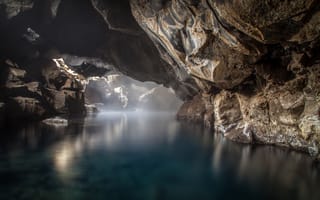 Картинка grjótagjá, лавовая пещера, Исландия, природные явления, знаменитое место, горные породы, достопримечательность, длительное воздействие, горячий источник, 5к