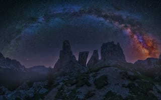 Картинка доломиты, горы, доломитовые горы, Млечный Путь, 5к, горные породы, 8k, звездное небо, ночь, Италия